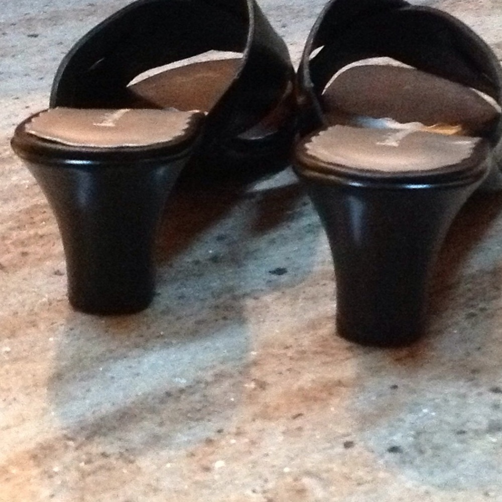 LIZ CLAIBORNE Wedge - Picture 3 of 5